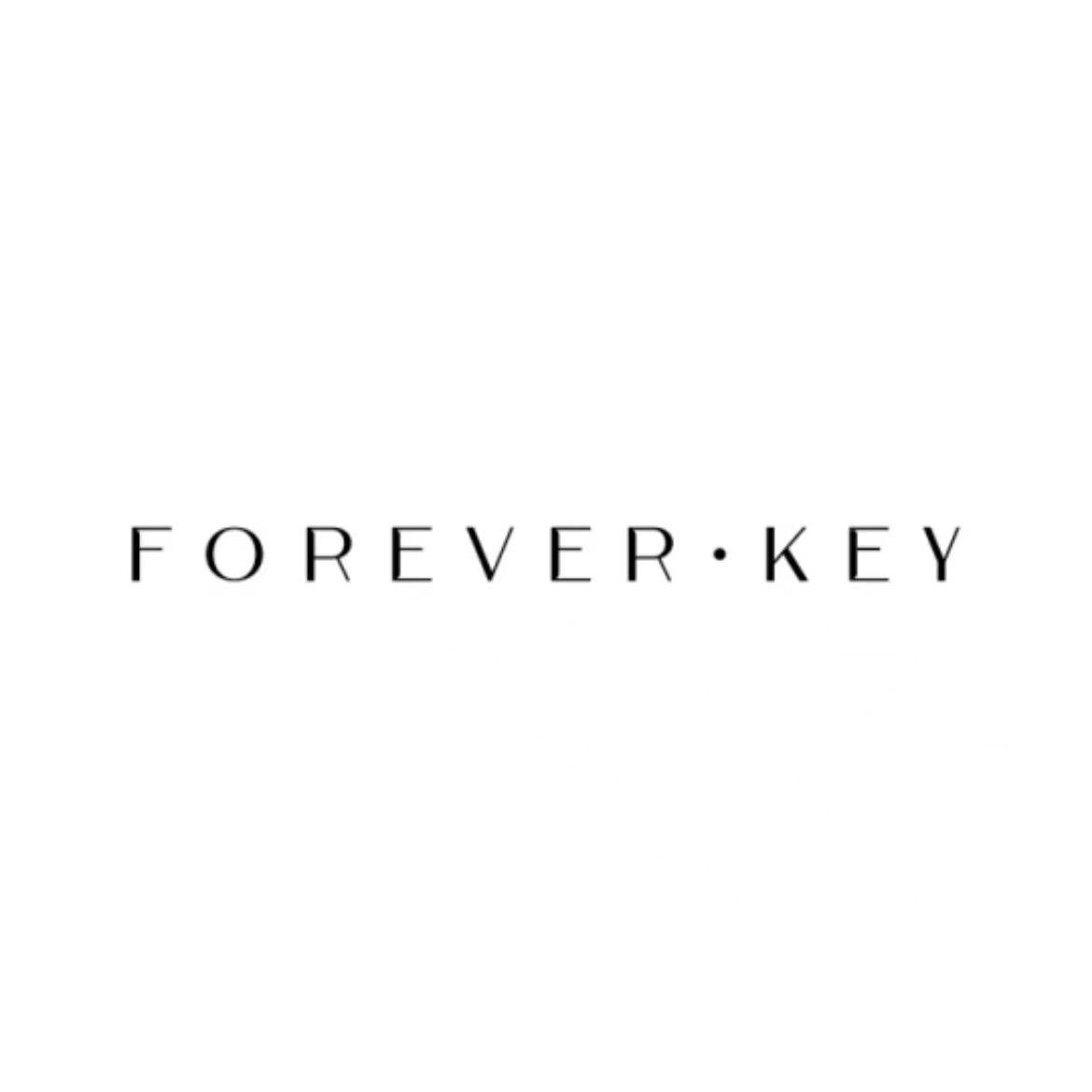 FOREVER KEY - Chic Decent