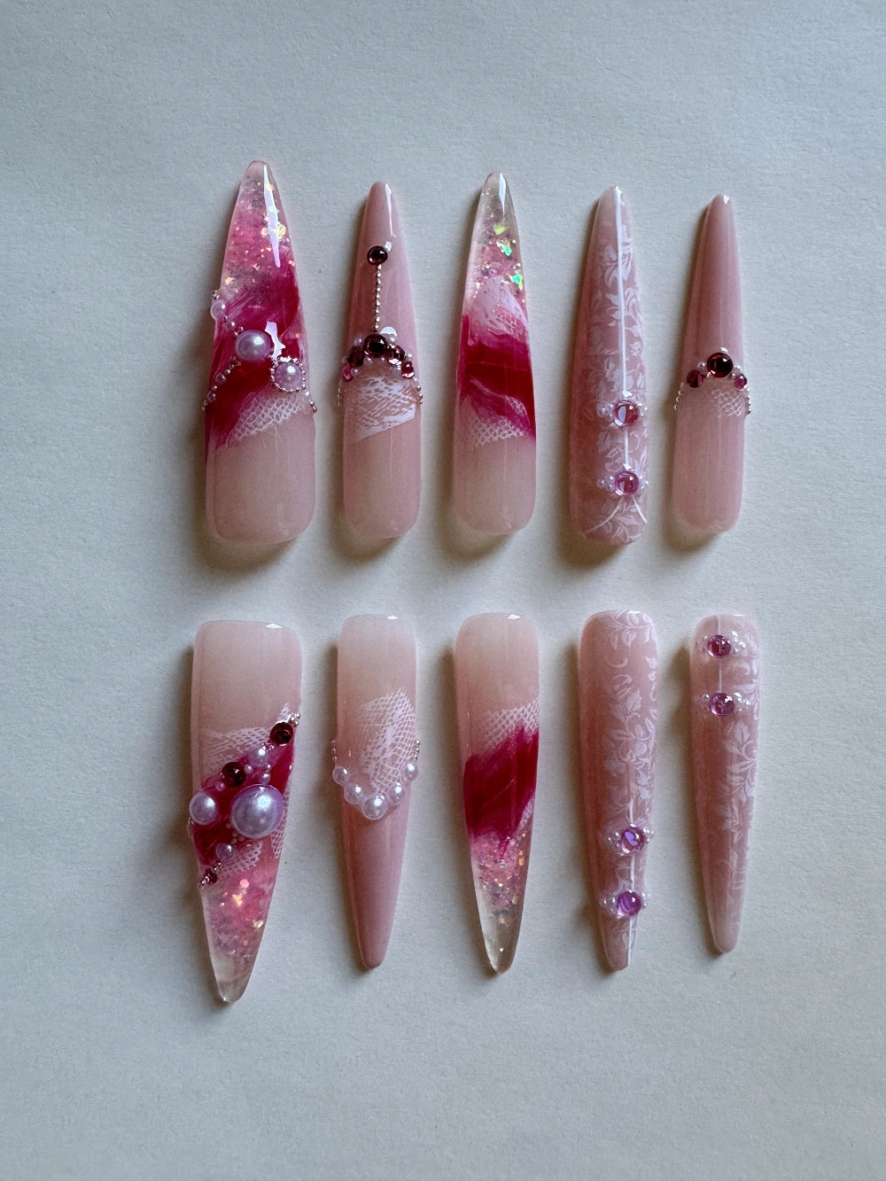 Moon Grace Hand Drawn New Chinese Style Gradient Cheongsam Floral Design Flowing Sand Nail Art
