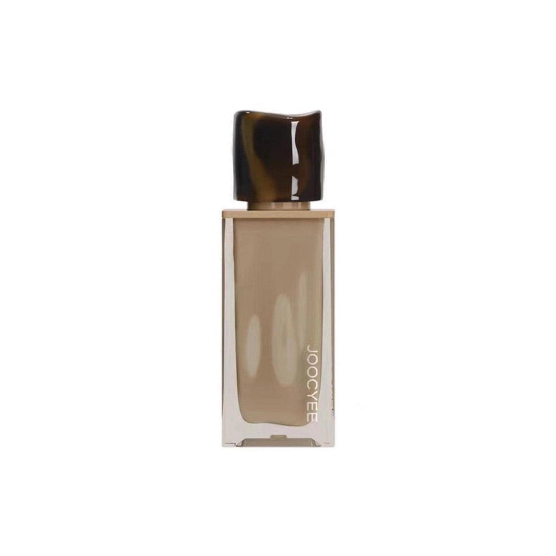 <em>Muddy Gloss</em>