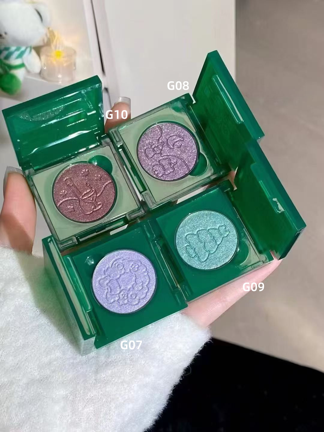 LEEMEMBER Momo n Dreamcore Eyeshadow 1.8g