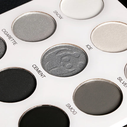 De'Lanci - Panda Palette 9 Colors Eyeshadow 20g