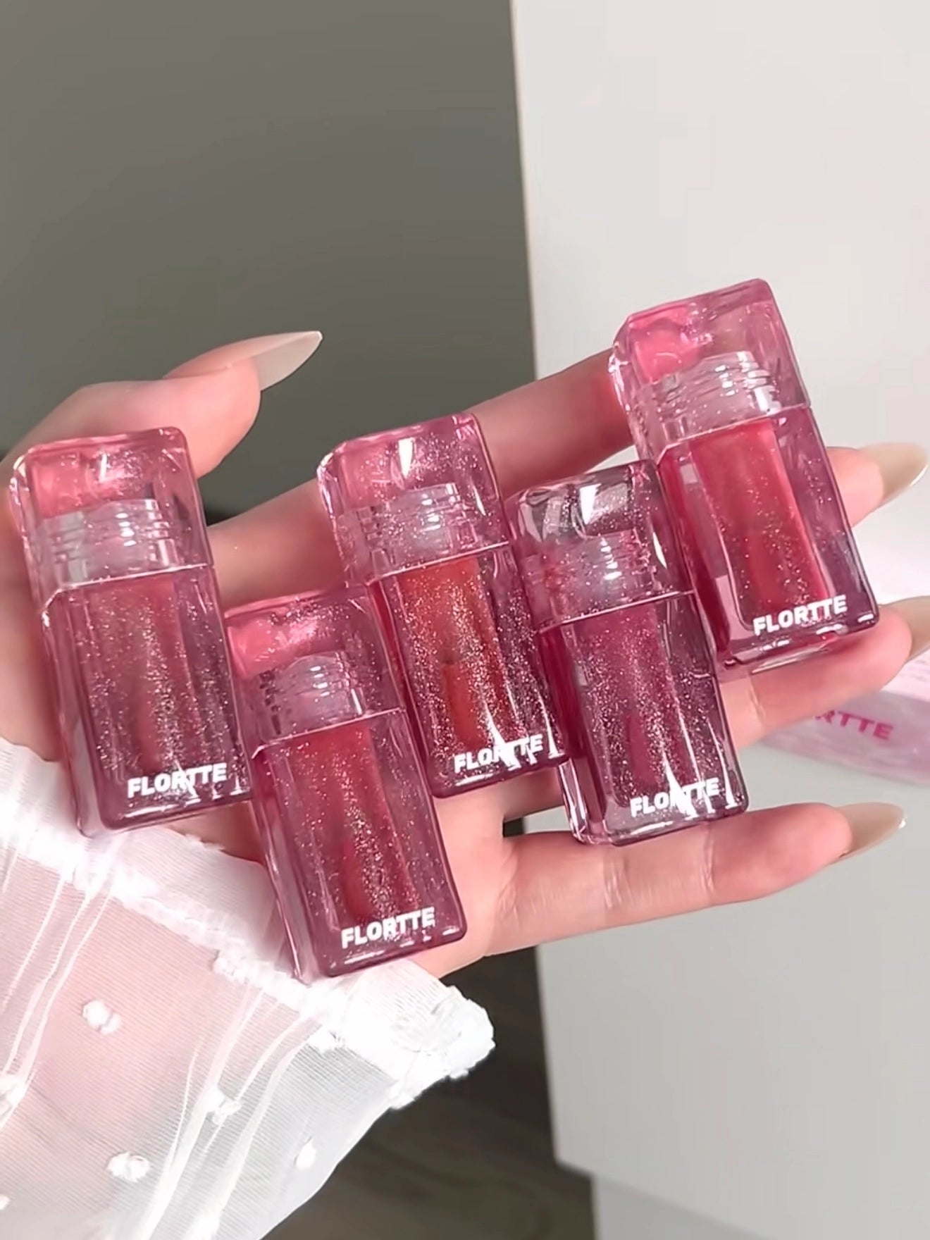 Flortte - Crystal Wave Plumping Lip Gloss 2.2g