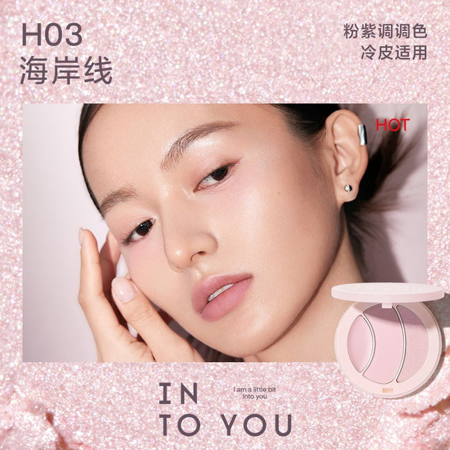 INTO YOU Multi Functional Highlight Palette IY060