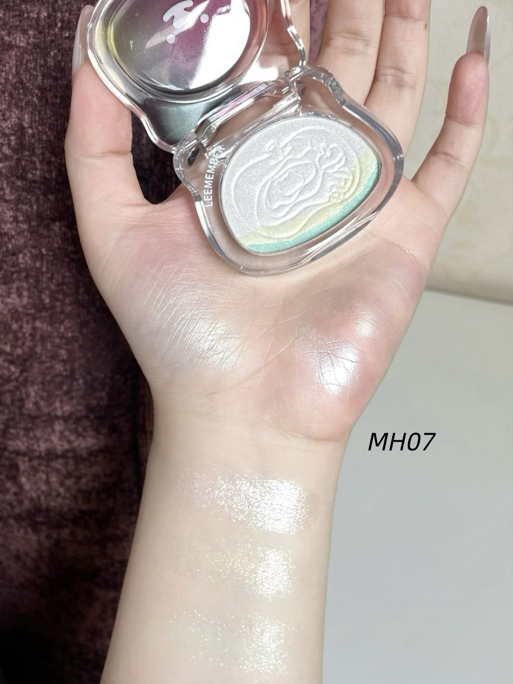 LEEMEMBER Momo n Dreamcore Highlighter 6g