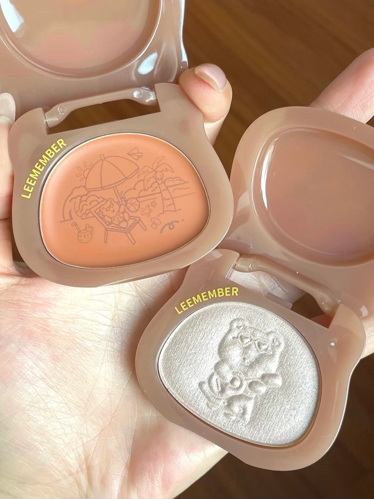 LEEMEMBER - Purple Floral Bear Hydrating Cream Blush 4g