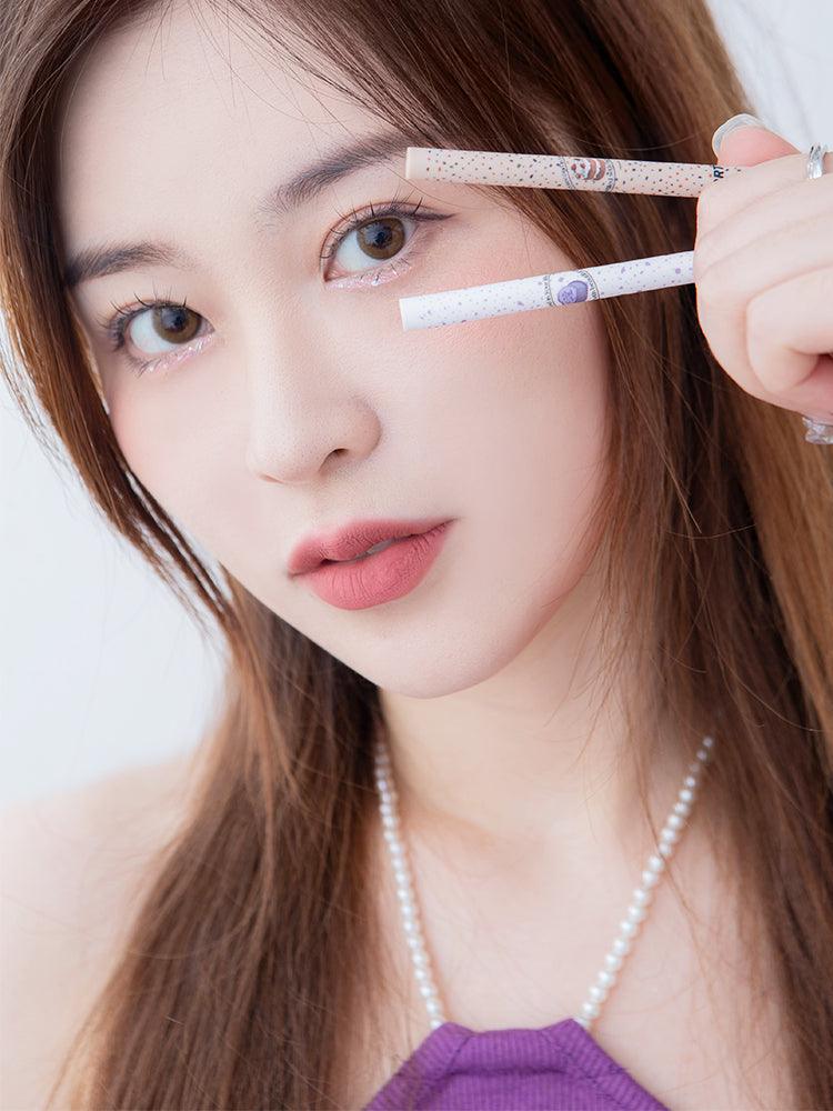 【NEW 12-17】FLORTTE I Am Super Beauty Eyeliner Pencil FLT038 - Chic Decent