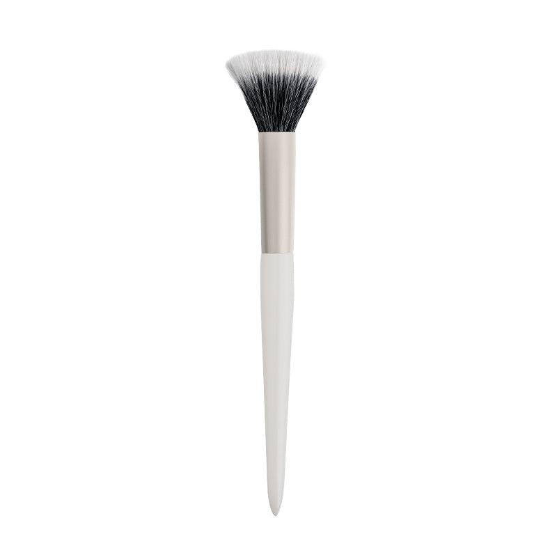 Rownyeon Blush Brush RY011 - Chic Decent