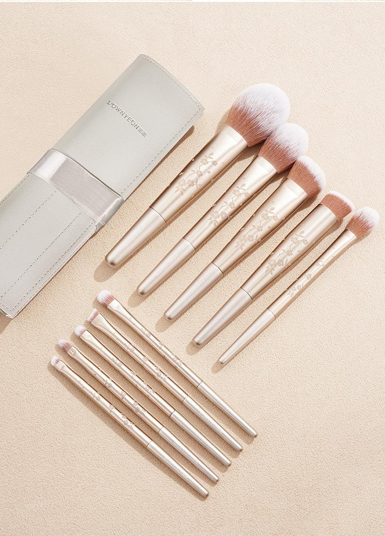 Rownyeon Hidden Fragrance Portable Makeup Brush 10-in-Set RY007 - Chic Decent